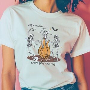 Funny Halloween Skeleton Graphic White Tee Retro Design Casual T-Shirt